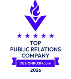 Badge DesignRush Top Public Relations Company 2026 reconnaissant l'excellence dans les services de relations publiques et de communication